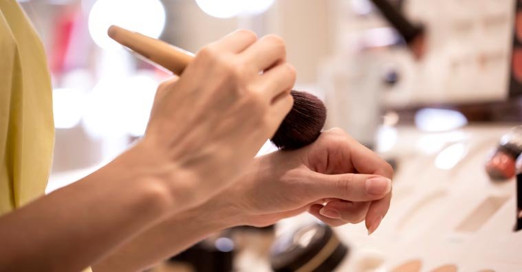 Best Eczema-Friendly Makeup: Recommendations from Experts Best Eczema-Friendly Makeup: Recommendations from Experts