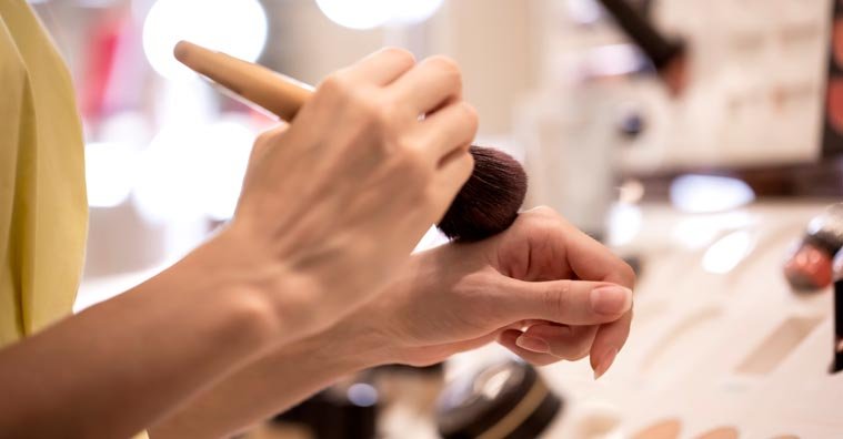 Best Eczema-Friendly Makeup: Recommendations from Experts