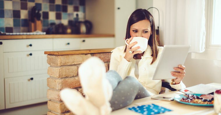 How to Shop Smart and Safe This Holiday Season How to Shop Smart and Safe This Holiday Season